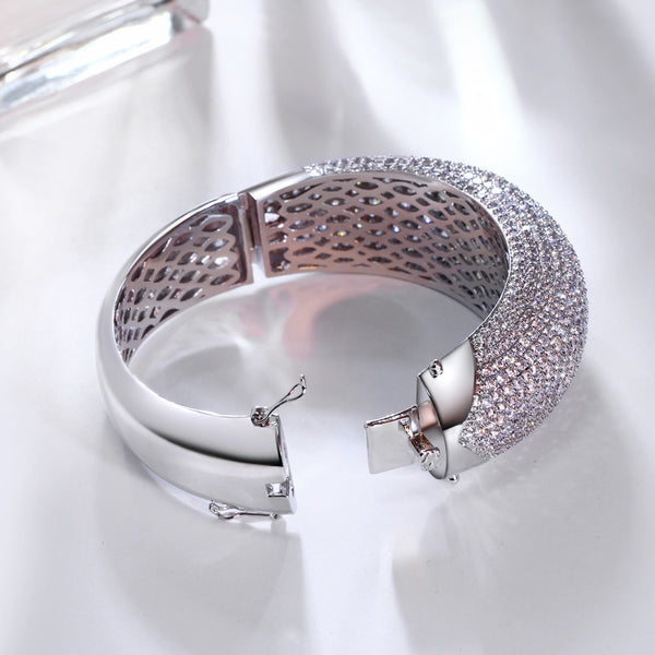 Luxury Women Bangles
