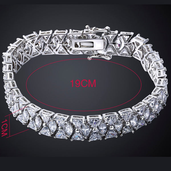 Horse Eye Crystal Cut Bracelet